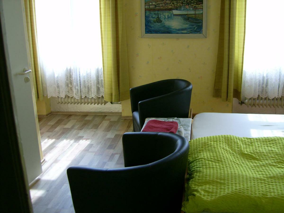 Gasthaus Zur Traube Hatzenport Kültér fotó