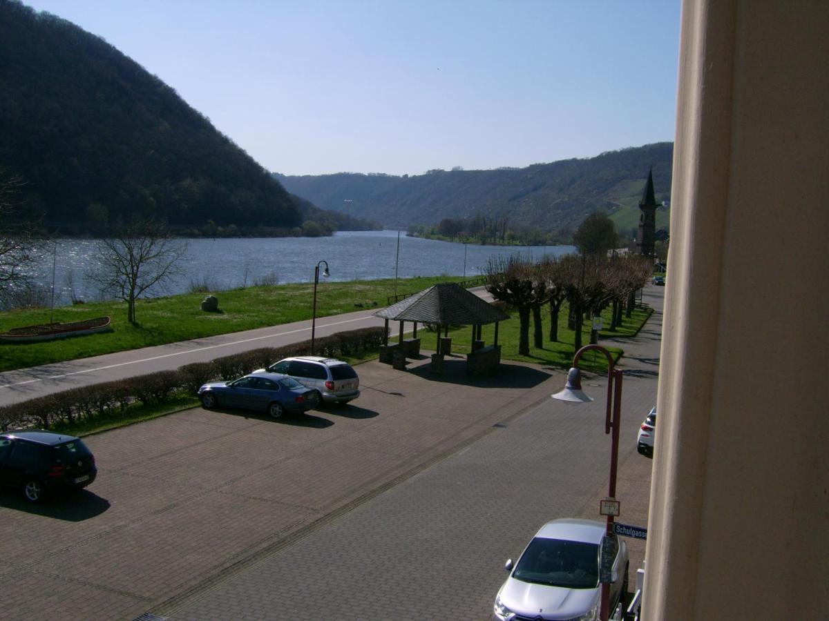 Gasthaus Zur Traube Hatzenport Kültér fotó