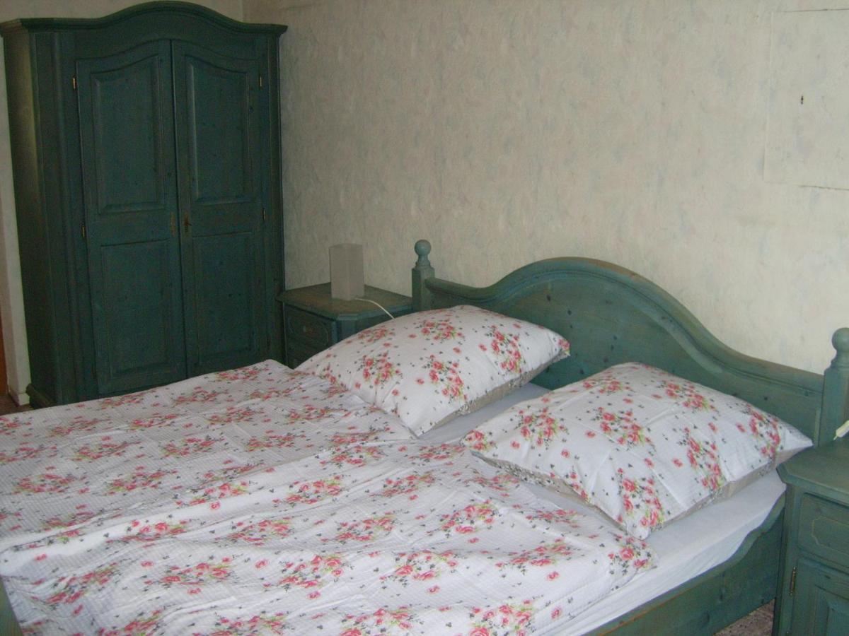 Gasthaus Zur Traube Hatzenport Kültér fotó